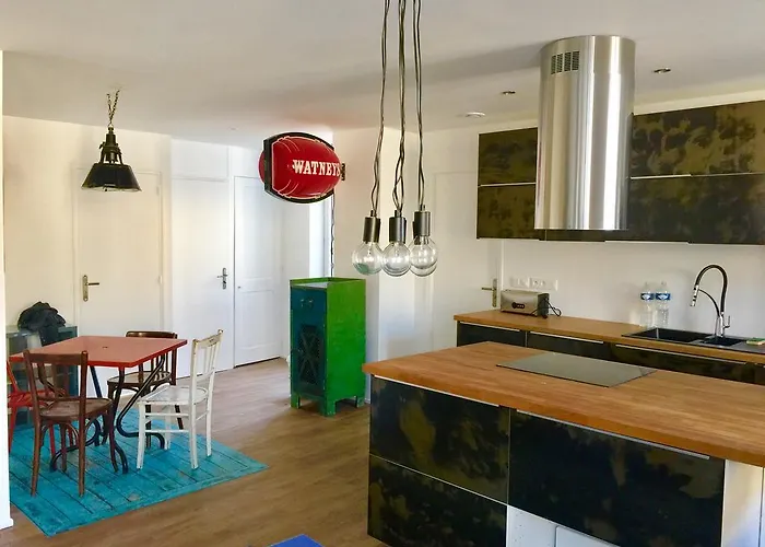 Le Drapeau Normand Apartment *