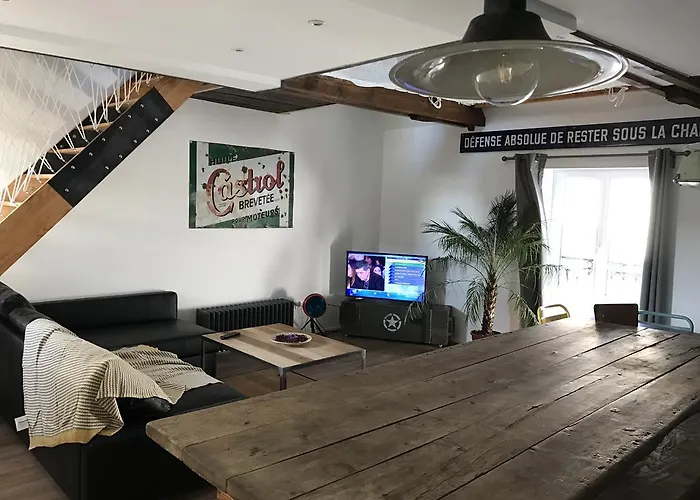 Le Drapeau Normand Apartment *